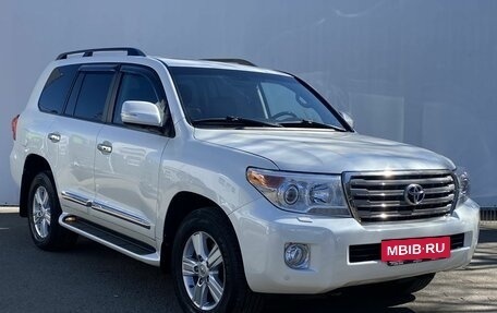 Toyota Land Cruiser 200, 2014 год, 4 740 000 рублей, 3 фотография