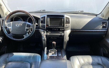 Toyota Land Cruiser 200, 2014 год, 4 740 000 рублей, 12 фотография