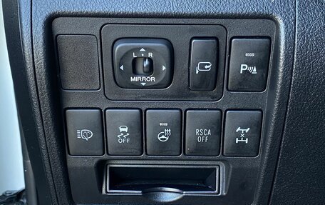 Toyota Land Cruiser 200, 2014 год, 4 740 000 рублей, 16 фотография