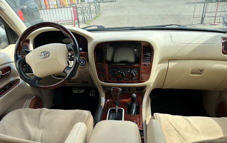Toyota Land Cruiser 100 рестайлинг 2, 2000 год, 1 250 000 рублей, 12 фотография