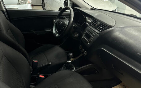 KIA Rio III рестайлинг, 2015 год, 700 000 рублей, 14 фотография