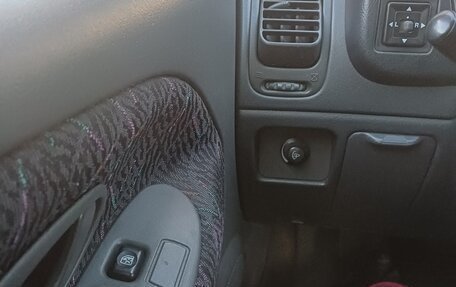 Mitsubishi Colt VI рестайлинг, 1998 год, 250 000 рублей, 9 фотография