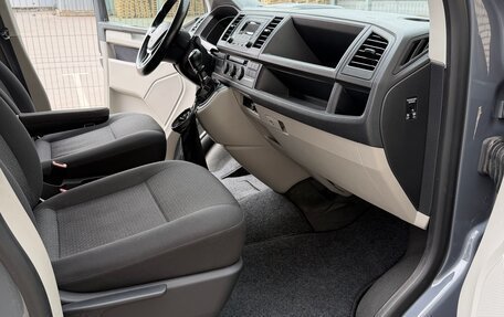 Volkswagen Caravelle T6 рестайлинг, 2019 год, 3 697 000 рублей, 11 фотография