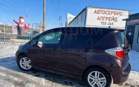 Toyota Ractis II, 2013 год, 850 000 рублей, 2 фотография