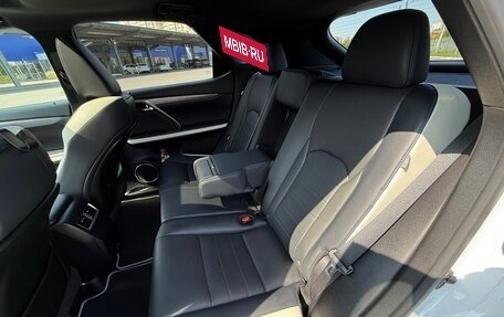 Lexus RX IV рестайлинг, 2021 год, 6 200 000 рублей, 19 фотография