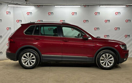 Volkswagen Tiguan II, 2018 год, 2 499 000 рублей, 8 фотография