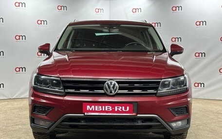 Volkswagen Tiguan II, 2018 год, 2 499 000 рублей, 2 фотография
