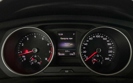 Volkswagen Tiguan II, 2018 год, 2 499 000 рублей, 14 фотография