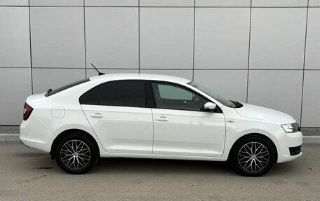 Skoda Rapid I, 2018 год, 1 350 000 рублей, 5 фотография
