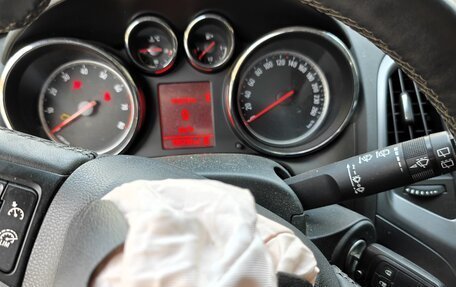 Opel Astra J, 2013 год, 375 000 рублей, 6 фотография