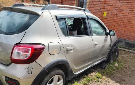 Renault Sandero II рестайлинг, 2017 год, 195 000 рублей, 3 фотография