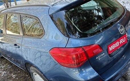 Opel Astra J, 2013 год, 375 000 рублей, 11 фотография