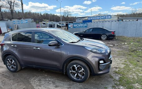 KIA Sportage IV рестайлинг, 2019 год, 2 200 000 рублей, 4 фотография