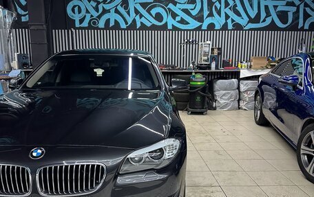 BMW 5 серия, 2011 год, 1 950 000 рублей, 5 фотография