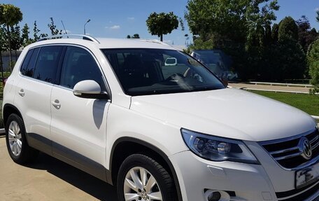 Volkswagen Tiguan I, 2011 год, 1 250 000 рублей, 2 фотография