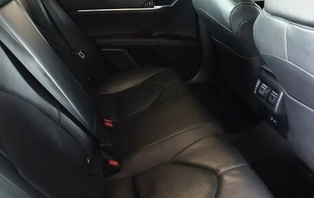 Toyota Camry, 2018 год, 3 000 000 рублей, 12 фотография