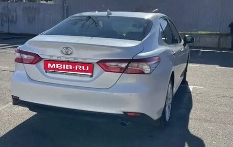 Toyota Camry, 2018 год, 3 000 000 рублей, 9 фотография