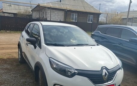 Renault Kaptur I рестайлинг, 2019 год, 850 000 рублей, 17 фотография