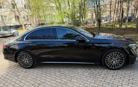 Mercedes-Benz E-Класс, 2023 год, 7 190 000 рублей, 6 фотография