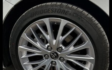 Toyota Camry, 2020 год, 3 200 000 рублей, 4 фотография