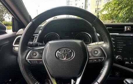 Toyota Camry, 2020 год, 3 200 000 рублей, 5 фотография