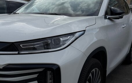 CheryExeed TXL, 2023 год, 2 700 000 рублей, 2 фотография