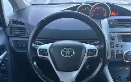 Toyota Verso I, 2011 год, 960 000 рублей, 8 фотография