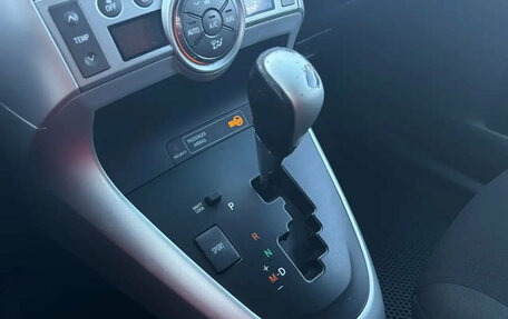 Toyota Verso I, 2011 год, 960 000 рублей, 11 фотография