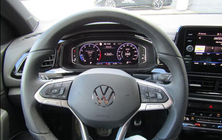 Volkswagen T-Roc I, 2026 год, 4 752 423 рублей, 12 фотография