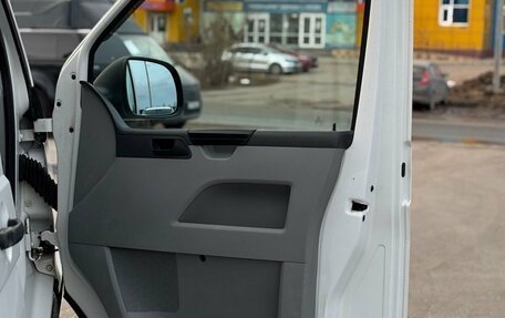 Volkswagen Transporter T5 рестайлинг, 2012 год, 900 000 рублей, 8 фотография