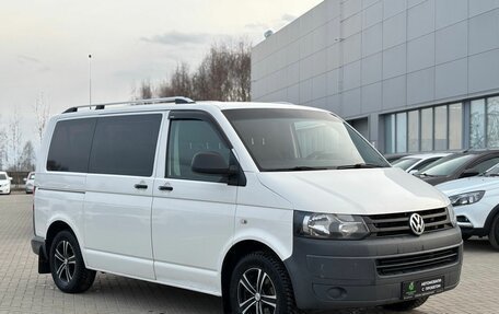 Volkswagen Transporter T5 рестайлинг, 2012 год, 900 000 рублей, 2 фотография