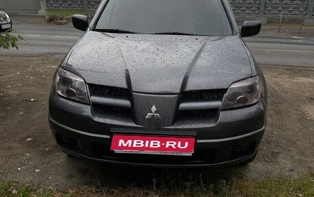 Mitsubishi Outlander III рестайлинг 3, 2008 год, 615 000 рублей, 1 фотография