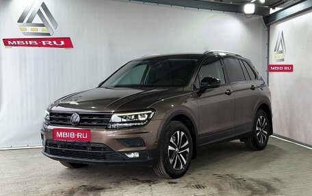 Volkswagen Tiguan II, 2019 год, 2 799 000 рублей, 1 фотография