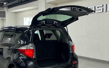 Toyota Ractis II, 2011 год, 997 000 рублей, 26 фотография