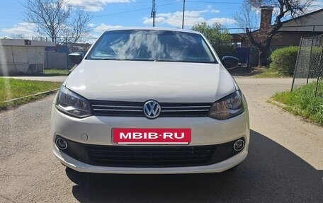 Volkswagen Polo VI (EU Market), 2013 год, 720 000 рублей, 3 фотография