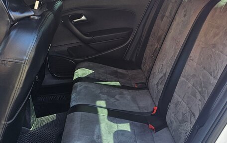 Volkswagen Polo VI (EU Market), 2013 год, 720 000 рублей, 21 фотография