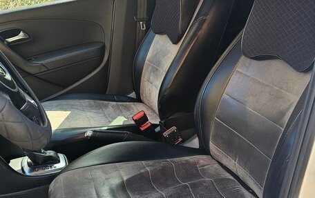 Volkswagen Polo VI (EU Market), 2013 год, 720 000 рублей, 27 фотография