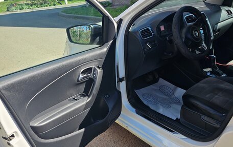 Volkswagen Polo VI (EU Market), 2013 год, 720 000 рублей, 24 фотография