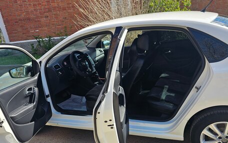 Volkswagen Polo VI (EU Market), 2013 год, 720 000 рублей, 23 фотография