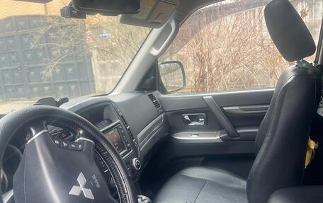 Mitsubishi Pajero IV, 2012 год, 2 450 000 рублей, 7 фотография
