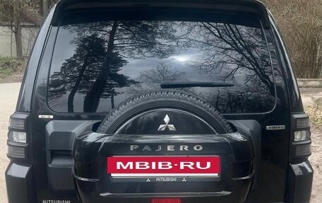 Mitsubishi Pajero IV, 2012 год, 2 450 000 рублей, 2 фотография