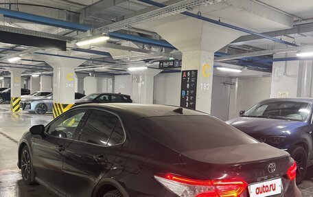 Toyota Camry, 2021 год, 2 550 000 рублей, 5 фотография