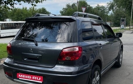Mitsubishi Outlander III рестайлинг 3, 2008 год, 615 000 рублей, 4 фотография