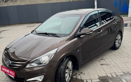 Hyundai Solaris II рестайлинг, 2014 год, 1 050 000 рублей, 7 фотография
