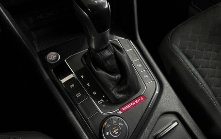 Volkswagen Tiguan II, 2019 год, 2 799 000 рублей, 21 фотография