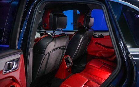 Porsche Macan I рестайлинг, 2014 год, 2 400 000 рублей, 14 фотография