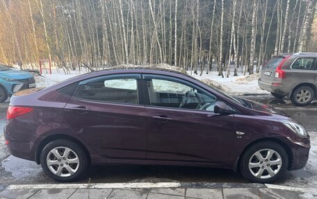 Hyundai Solaris II рестайлинг, 2012 год, 730 000 рублей, 8 фотография