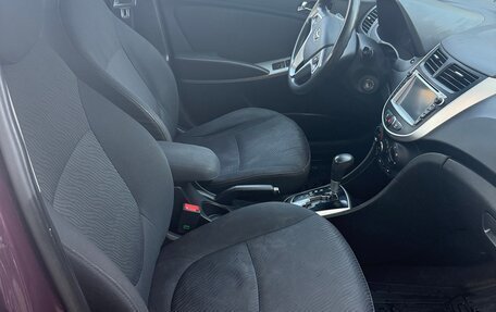 Hyundai Solaris II рестайлинг, 2012 год, 730 000 рублей, 20 фотография