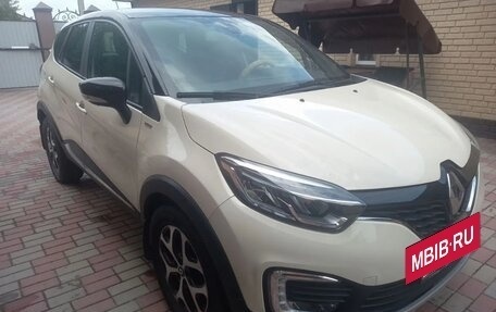 Renault Kaptur I рестайлинг, 2018 год, 1 750 000 рублей, 2 фотография