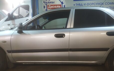 Mitsubishi Carisma I, 2003 год, 595 000 рублей, 4 фотография